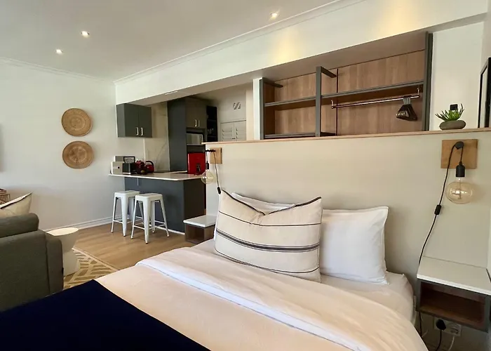 Chic City Studio With Mountain Views
