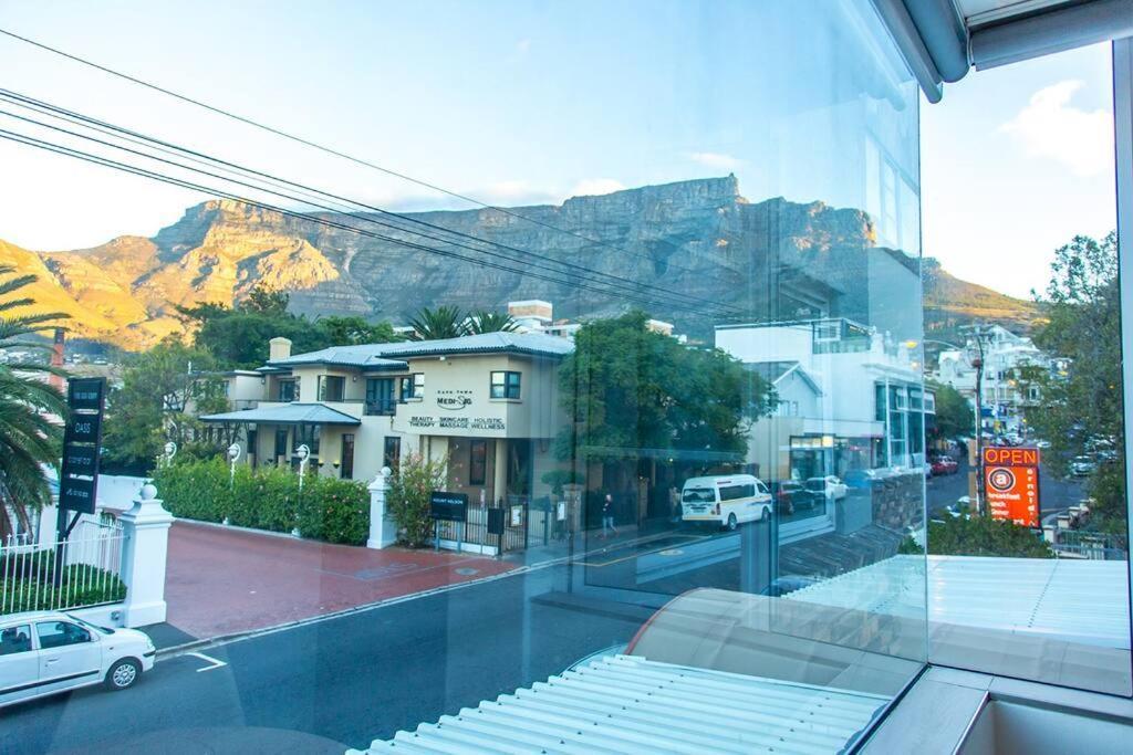 Chic With Views On Kloof Street * Cidade Do Cabo