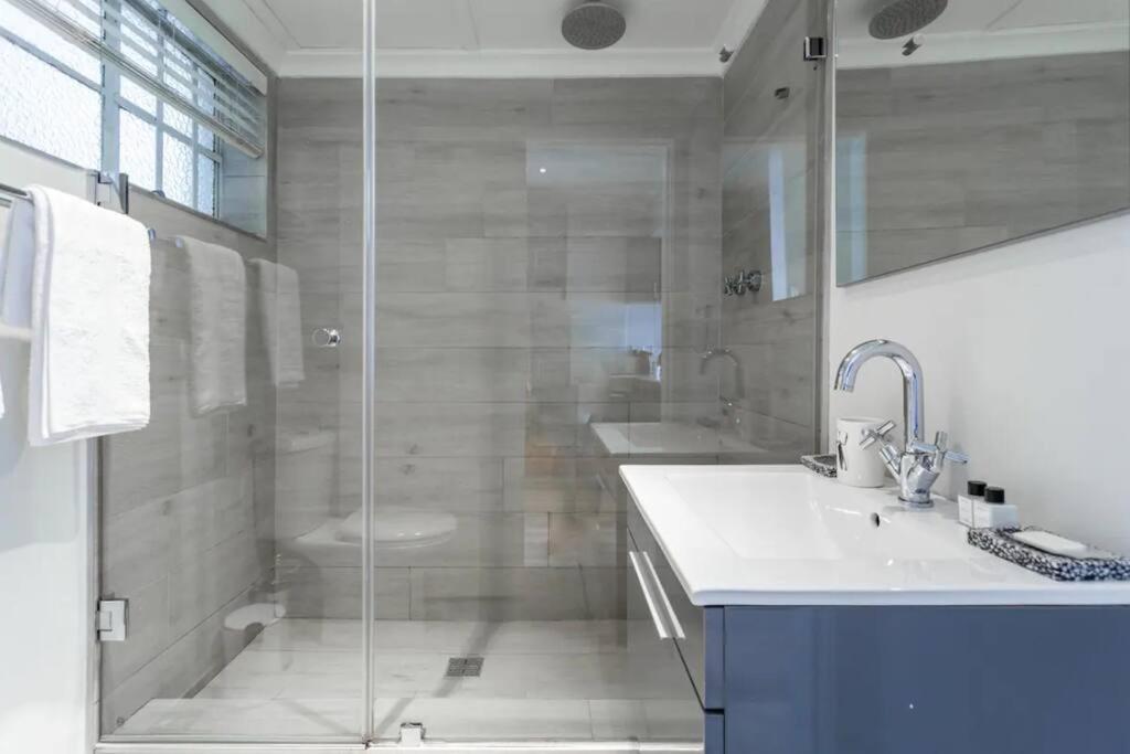 Chic With Views On Kloof Street Apartamento Cidade Do Cabo