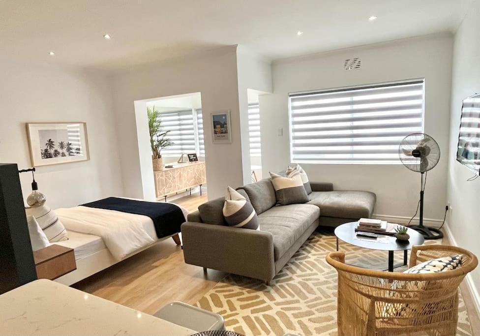 Chic With Views On Kloof Street